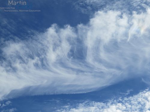 Cirrus uncinus mamma